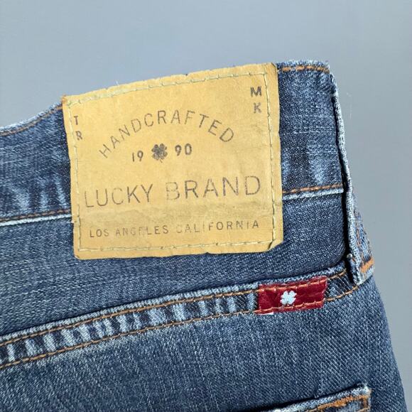Lucky Brand 221 Original Straight Jeans 36x34 Classic Mid Wash Denim - Picture 7 of 10